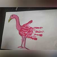 Ukg B kids are forming dark and light shades of pink color.