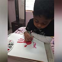 Ukg B kids are forming dark and light shades of pink color.