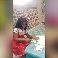 Lkg B munchkins Christmas activity