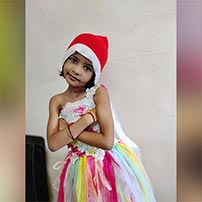 Lkg B munchkins Christmas activity